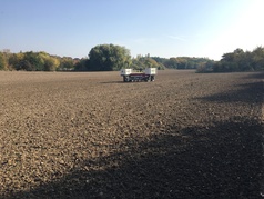 Robotické setí pšenice v Čáslavi (zobrazeno 40x)