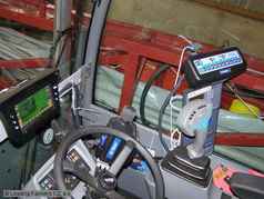 EZ-Boom se systémy EZ-Guide 500 a EZ-Steer (zobrazeno 251x)